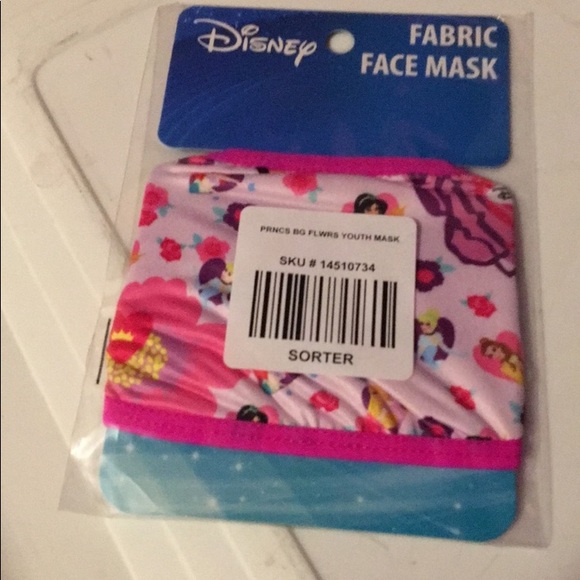 Disney Princess Face Mask - Picture 1 of 5